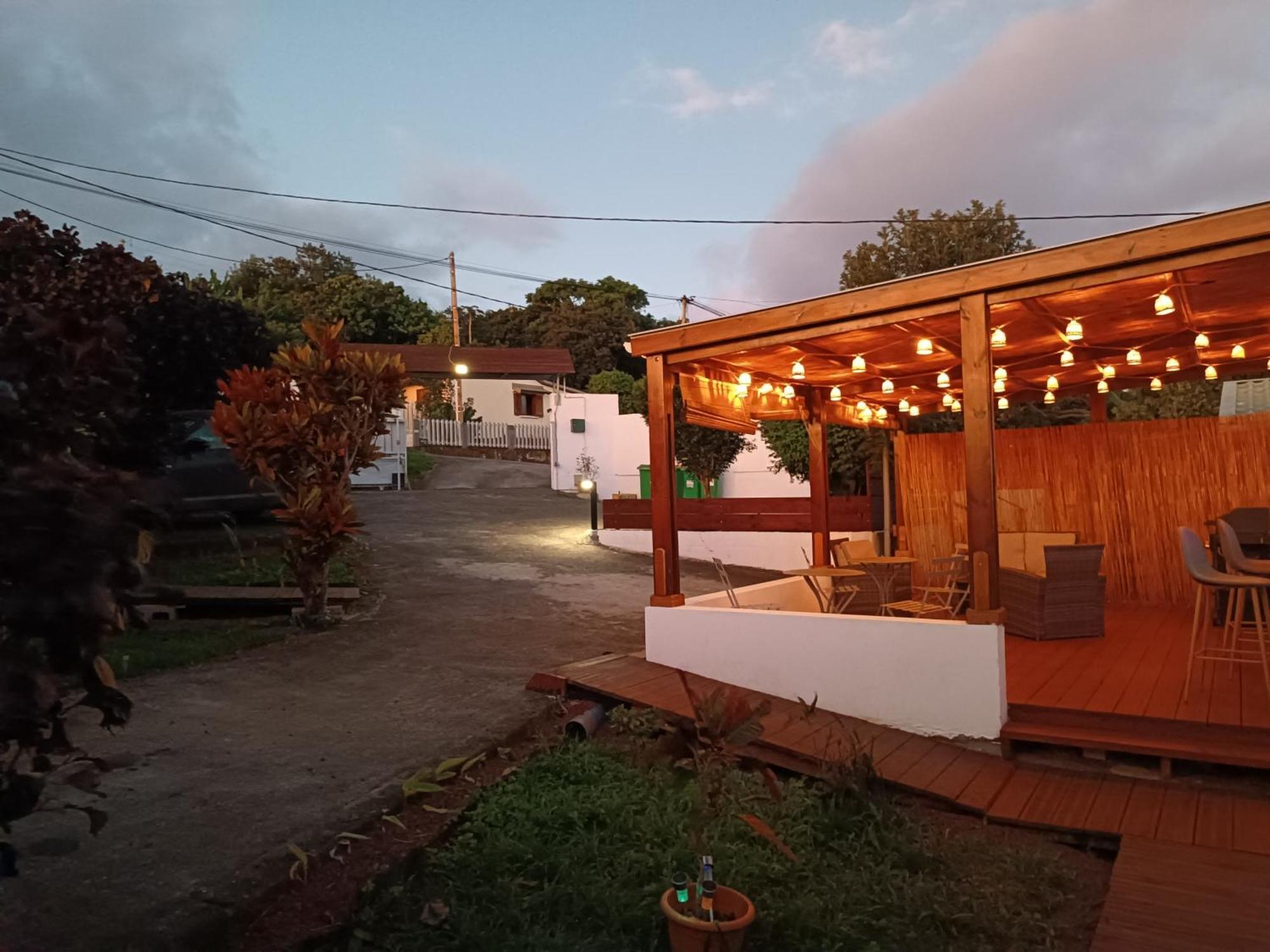 Les Bungalows Du Chateau D'O Petite Île Eksteriør billede